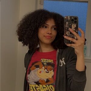 Meet your Posher, Kya